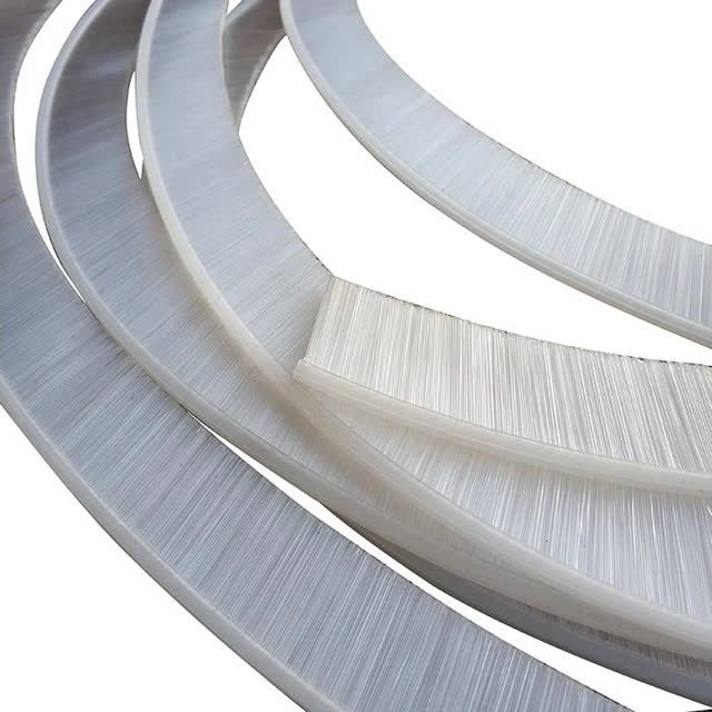 Flexible Strip Brush
