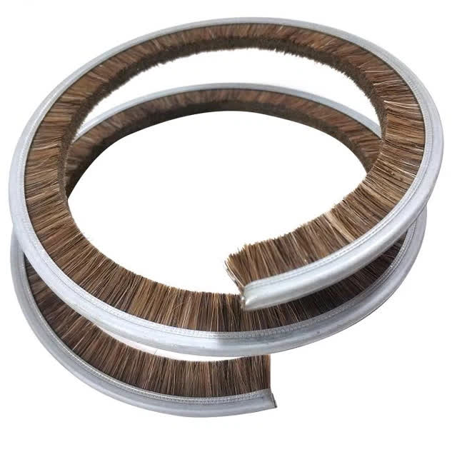 Horse Hair Strip Brush