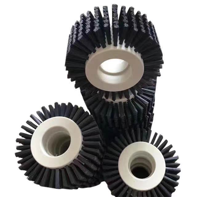 Cylindrical brush