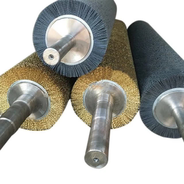 Wire-brush-roller