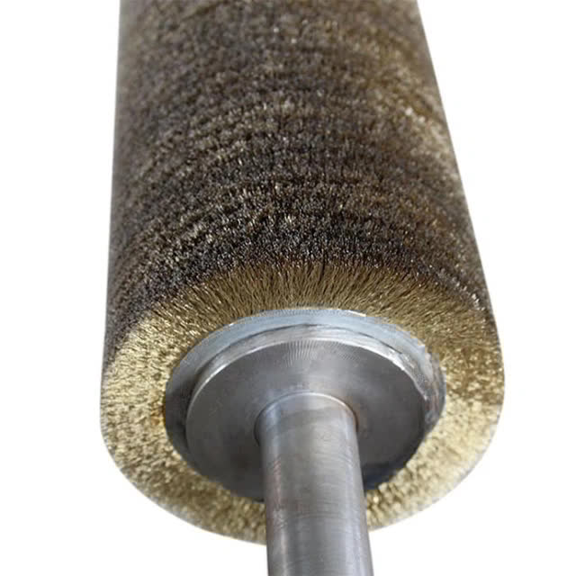 Wire-brush-roller